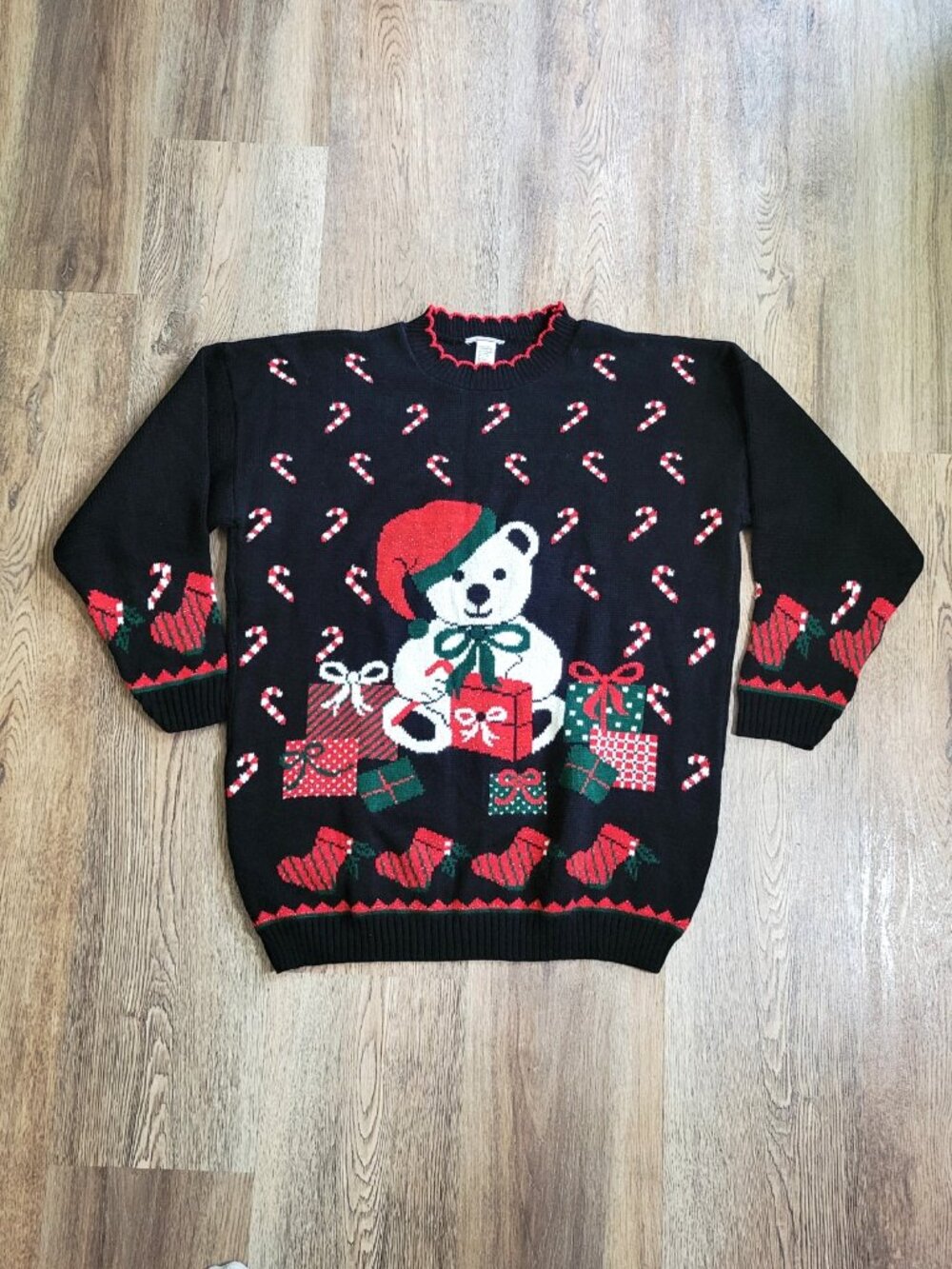 Christmas Ugly Sweater Women's Small Bear Gifts Candy Stockings Sparkle Vintage